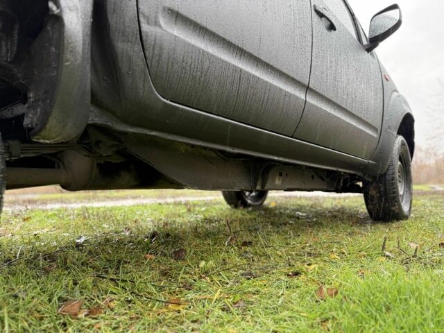 Ниссан Навара, объемом двигателя 2.5 л и пробегом 239 тыс. км за 4700 $, фото 7 на Automoto.ua