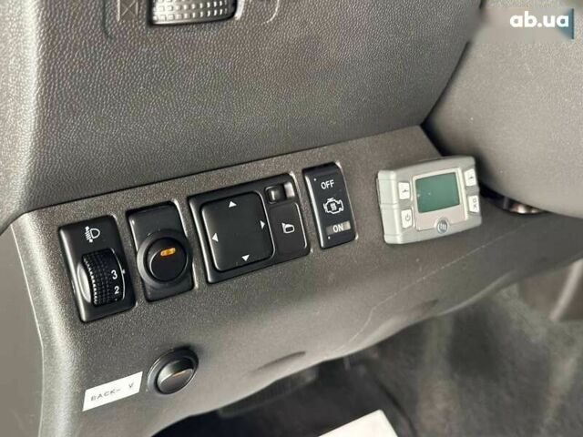 Ниссан Навара, объемом двигателя 2.5 л и пробегом 206 тыс. км за 17800 $, фото 28 на Automoto.ua