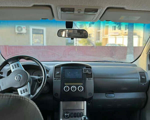 Ніссан Навара, об'ємом двигуна 2.5 л та пробігом 282 тис. км за 12800 $, фото 16 на Automoto.ua
