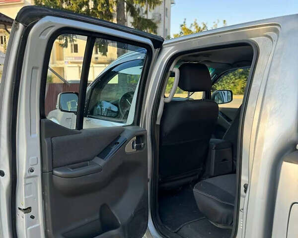 Ніссан Навара, об'ємом двигуна 2.5 л та пробігом 282 тис. км за 12800 $, фото 14 на Automoto.ua