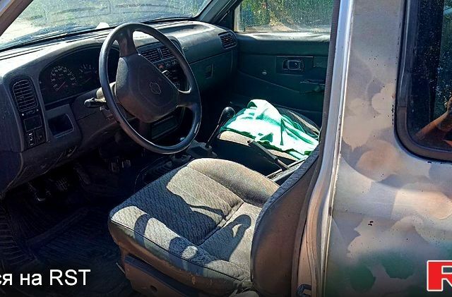 Ніссан Навара, об'ємом двигуна 2.5 л та пробігом 0 тис. км за 2300 $, фото 2 на Automoto.ua