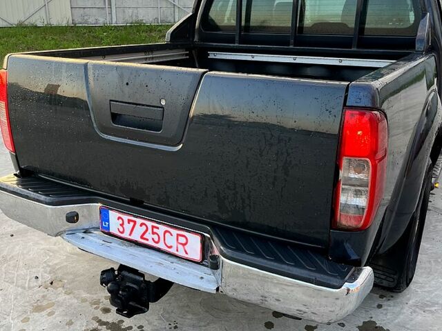 Ниссан Навара, объемом двигателя 2.5 л и пробегом 330 тыс. км за 7700 $, фото 1 на Automoto.ua