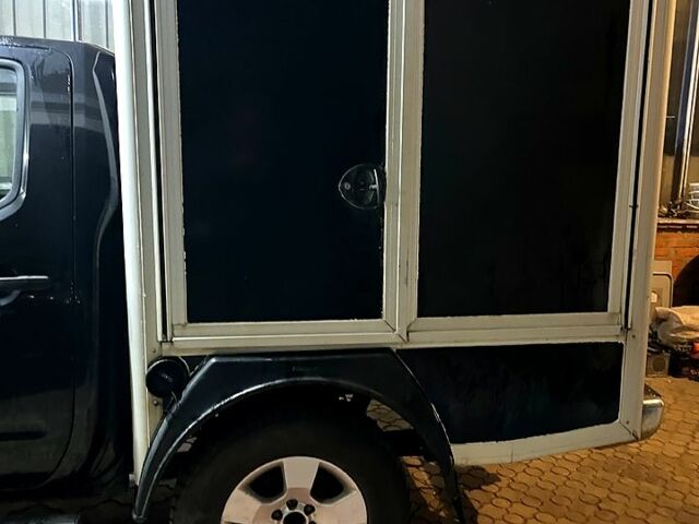 Ниссан Навара, объемом двигателя 2.5 л и пробегом 320 тыс. км за 8600 $, фото 5 на Automoto.ua