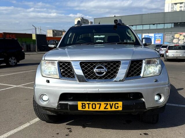 Ниссан Навара, объемом двигателя 2.5 л и пробегом 140 тыс. км за 5350 $, фото 1 на Automoto.ua