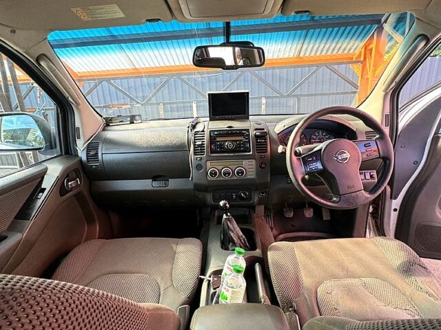 Ниссан Навара, объемом двигателя 2.5 л и пробегом 140 тыс. км за 5350 $, фото 7 на Automoto.ua