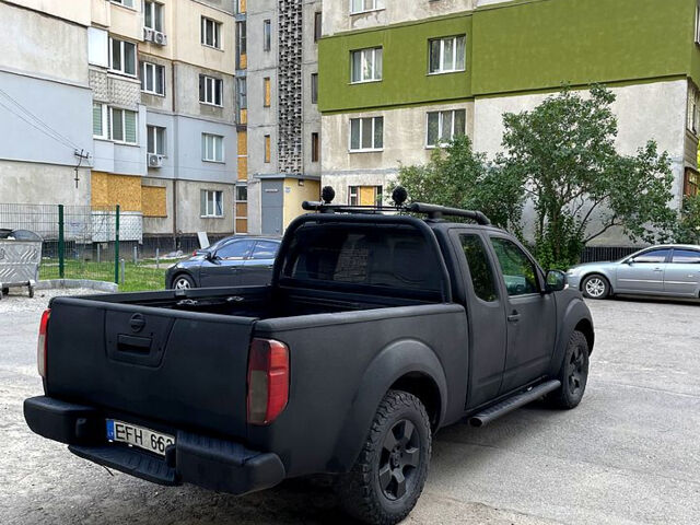 Ніссан Навара, об'ємом двигуна 2.5 л та пробігом 251 тис. км за 4800 $, фото 2 на Automoto.ua