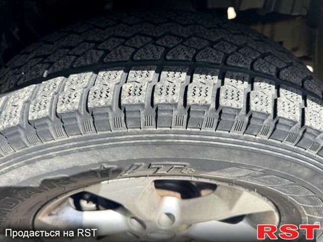 Ниссан Навара, объемом двигателя 2.5 л и пробегом 370 тыс. км за 5100 $, фото 6 на Automoto.ua