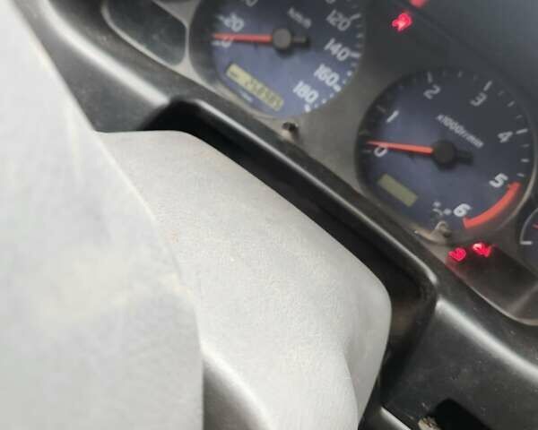 Серый Ниссан Навара, объемом двигателя 2.7 л и пробегом 240 тыс. км за 7999 $, фото 17 на Automoto.ua