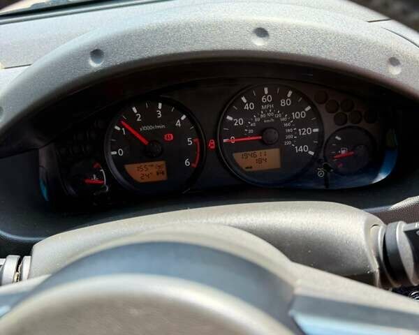 Серый Ниссан Навара, объемом двигателя 2.49 л и пробегом 312 тыс. км за 7000 $, фото 1 на Automoto.ua