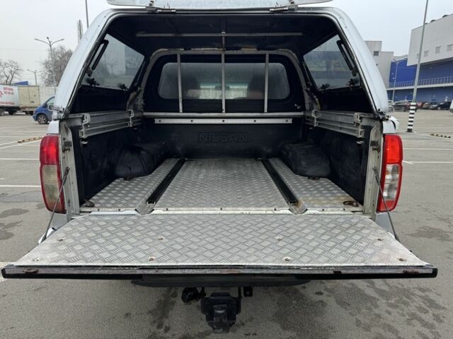 Сірий Ніссан Навара, об'ємом двигуна 2.5 л та пробігом 290 тис. км за 6700 $, фото 7 на Automoto.ua