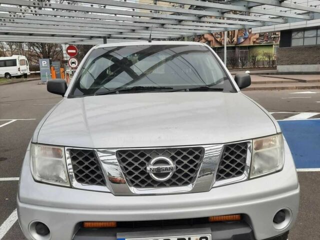 Сірий Ніссан Навара, об'ємом двигуна 2.5 л та пробігом 268 тис. км за 6200 $, фото 8 на Automoto.ua