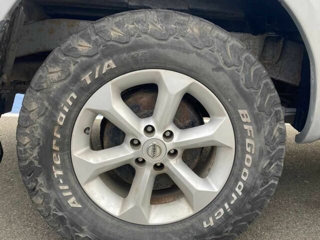 Сірий Ніссан Навара, об'ємом двигуна 2.5 л та пробігом 268 тис. км за 6200 $, фото 6 на Automoto.ua