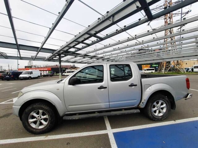 Сірий Ніссан Навара, об'ємом двигуна 2.5 л та пробігом 268 тис. км за 6200 $, фото 1 на Automoto.ua