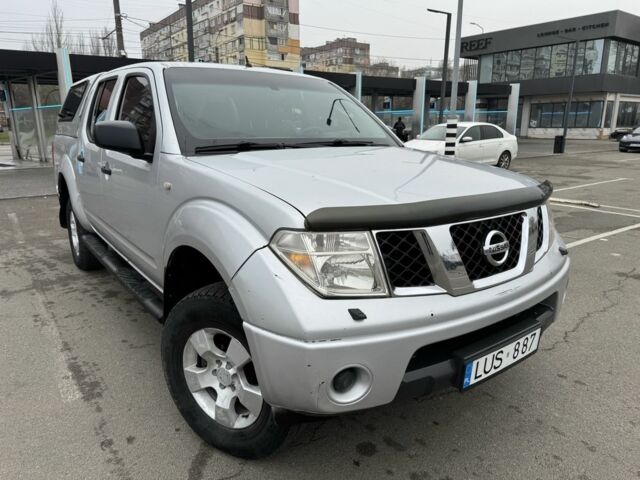 Сірий Ніссан Навара, об'ємом двигуна 2.5 л та пробігом 290 тис. км за 6700 $, фото 10 на Automoto.ua