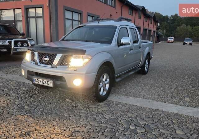 Сірий Ніссан Навара, об'ємом двигуна 2.49 л та пробігом 245 тис. км за 10200 $, фото 6 на Automoto.ua