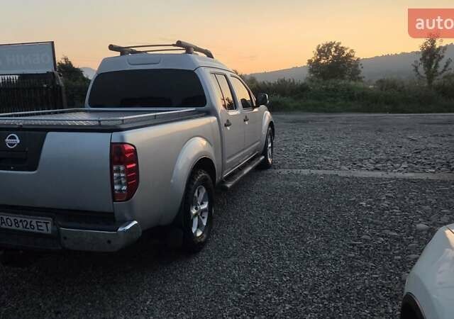 Сірий Ніссан Навара, об'ємом двигуна 2.49 л та пробігом 245 тис. км за 10200 $, фото 7 на Automoto.ua