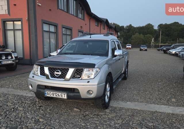 Сірий Ніссан Навара, об'ємом двигуна 2.49 л та пробігом 245 тис. км за 10200 $, фото 5 на Automoto.ua