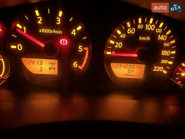 Сірий Ніссан Навара, об'ємом двигуна 2.49 л та пробігом 234 тис. км за 11000 $, фото 13 на Automoto.ua