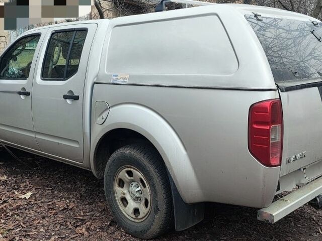 Серый Ниссан Навара, объемом двигателя 0 л и пробегом 138 тыс. км за 6000 $, фото 4 на Automoto.ua