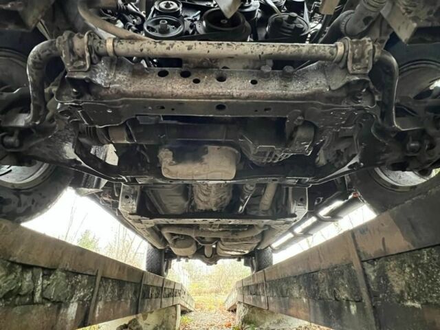 Серый Ниссан Навара, объемом двигателя 0 л и пробегом 253 тыс. км за 7500 $, фото 5 на Automoto.ua