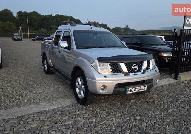 Сірий Ніссан Навара, об'ємом двигуна 2.49 л та пробігом 245 тис. км за 10200 $, фото 1 на Automoto.ua