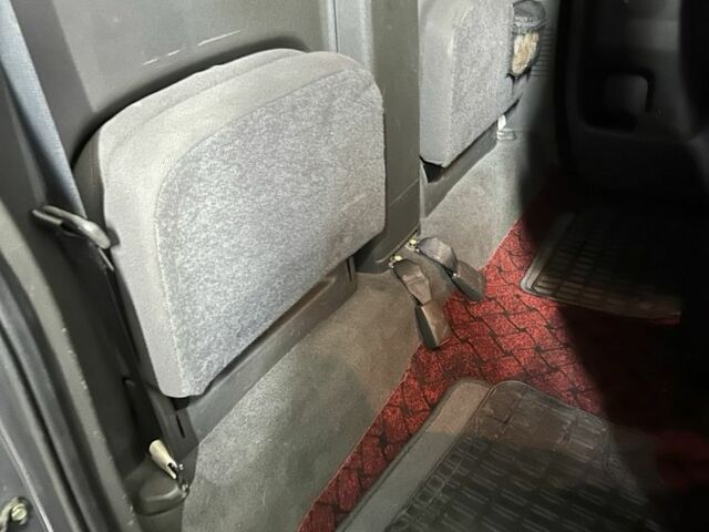 Сірий Ніссан Навара, об'ємом двигуна 2.5 л та пробігом 234 тис. км за 11000 $, фото 7 на Automoto.ua