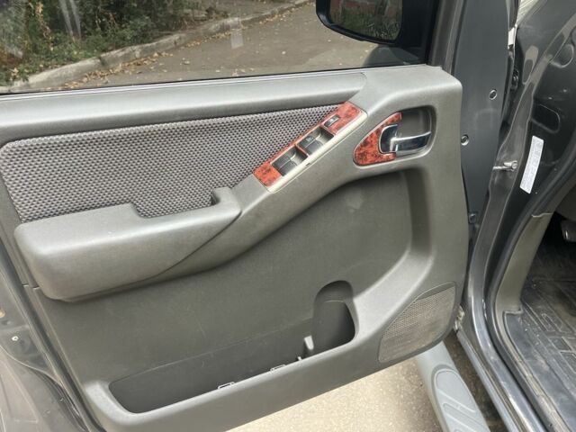 Сірий Ніссан Навара, об'ємом двигуна 0 л та пробігом 3 тис. км за 7000 $, фото 6 на Automoto.ua