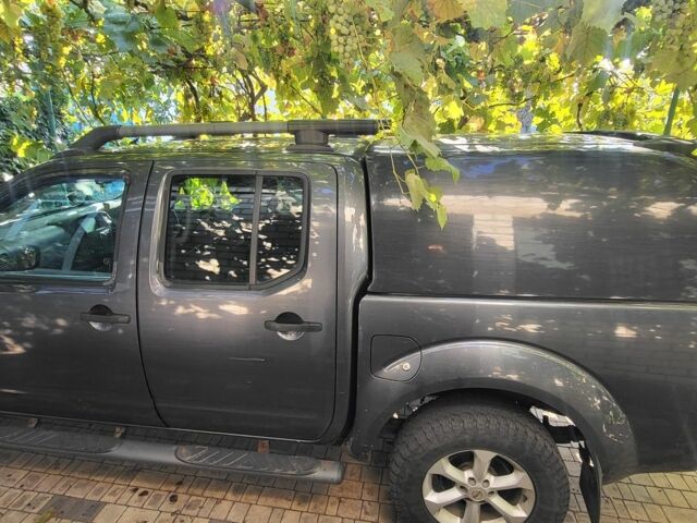 Сірий Ніссан Навара, об'ємом двигуна 2.5 л та пробігом 148 тис. км за 6000 $, фото 6 на Automoto.ua