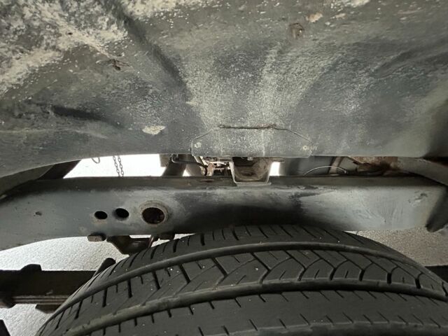 Серый Ниссан Навара, объемом двигателя 2.5 л и пробегом 241 тыс. км за 6950 $, фото 13 на Automoto.ua