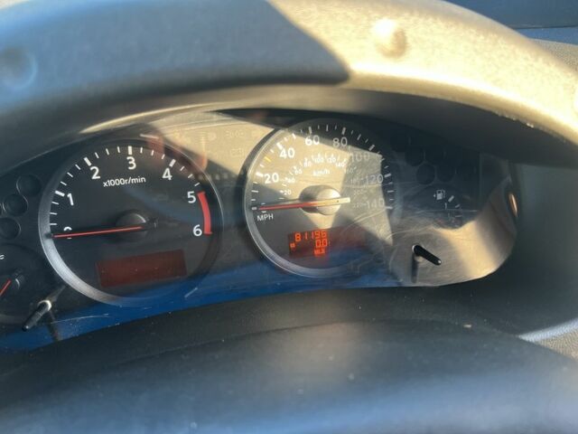 Серый Ниссан Навара, объемом двигателя 2.5 л и пробегом 81 тыс. км за 5999 $, фото 8 на Automoto.ua