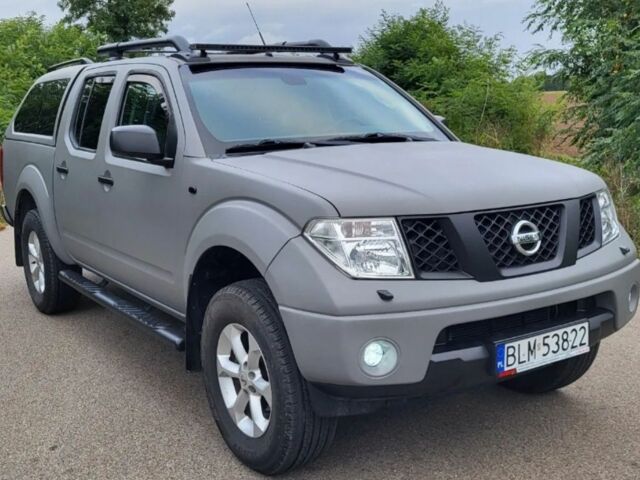 Серый Ниссан Навара, объемом двигателя 2.5 л и пробегом 249 тыс. км за 3259 $, фото 8 на Automoto.ua