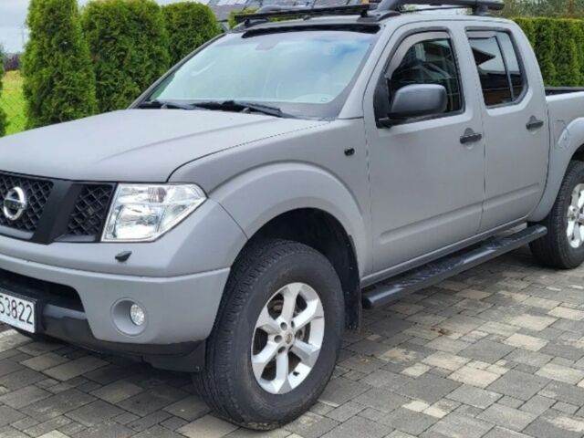 Серый Ниссан Навара, объемом двигателя 2.5 л и пробегом 249 тыс. км за 3259 $, фото 6 на Automoto.ua