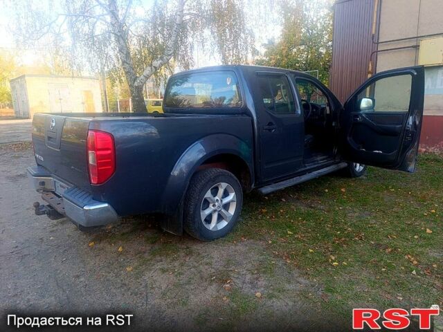 Серый Ниссан Навара, объемом двигателя 2.5 л и пробегом 111 тыс. км за 5200 $, фото 3 на Automoto.ua