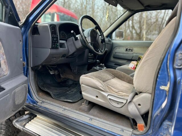 Синий Ниссан Навара, объемом двигателя 0 л и пробегом 125 тыс. км за 5300 $, фото 2 на Automoto.ua