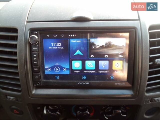 Синий Ниссан Навара, объемом двигателя 2.49 л и пробегом 369 тыс. км за 11900 $, фото 8 на Automoto.ua