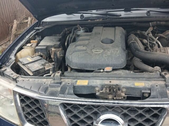 Синій Ніссан Навара, об'ємом двигуна 0 л та пробігом 352 тис. км за 5800 $, фото 2 на Automoto.ua