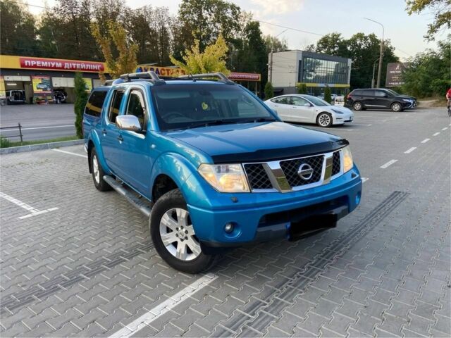 Синий Ниссан Навара, объемом двигателя 2.5 л и пробегом 186 тыс. км за 5600 $, фото 2 на Automoto.ua