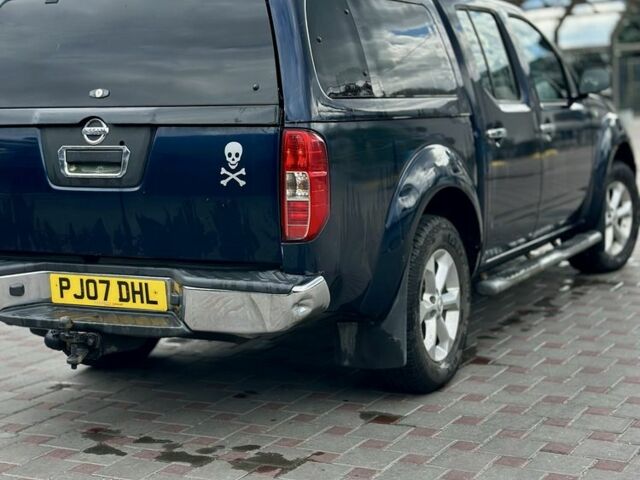 Синій Ніссан Навара, об'ємом двигуна 2.5 л та пробігом 200 тис. км за 5000 $, фото 5 на Automoto.ua