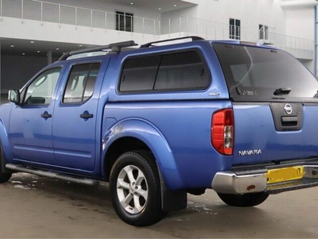 Синій Ніссан Навара, об'ємом двигуна 2.5 л та пробігом 200 тис. км за 5500 $, фото 1 на Automoto.ua