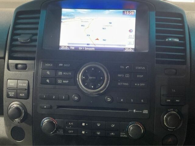 Синій Ніссан Навара, об'ємом двигуна 2.5 л та пробігом 200 тис. км за 5500 $, фото 6 на Automoto.ua