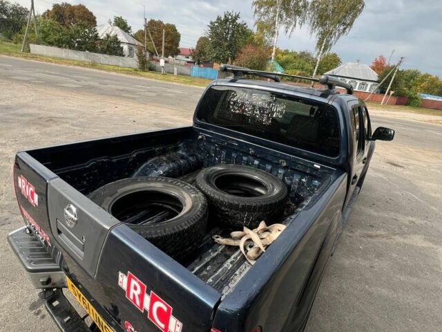 Синий Ниссан Навара, объемом двигателя 0 л и пробегом 145 тыс. км за 5350 $, фото 7 на Automoto.ua