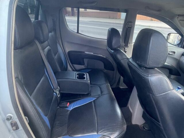 Зеленый Ниссан Навара, объемом двигателя 2.5 л и пробегом 200 тыс. км за 1868 $, фото 20 на Automoto.ua