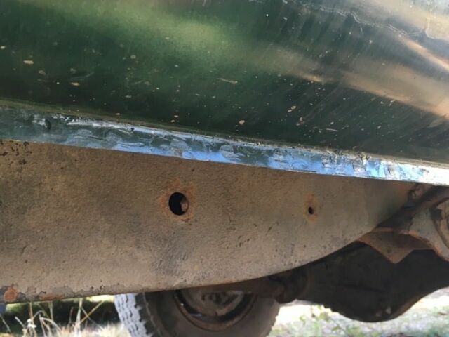 Зеленый Ниссан Навара, объемом двигателя 2.5 л и пробегом 220 тыс. км за 1742 $, фото 1 на Automoto.ua