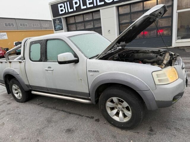 Зеленый Ниссан Навара, объемом двигателя 2.5 л и пробегом 220 тыс. км за 1742 $, фото 10 на Automoto.ua