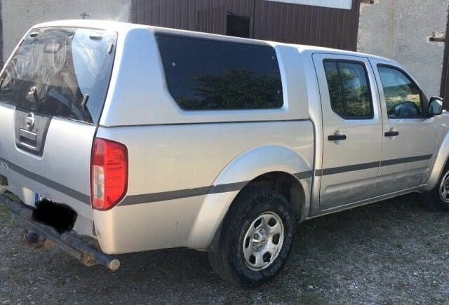 Зеленый Ниссан Навара, объемом двигателя 2.5 л и пробегом 200 тыс. км за 1868 $, фото 11 на Automoto.ua