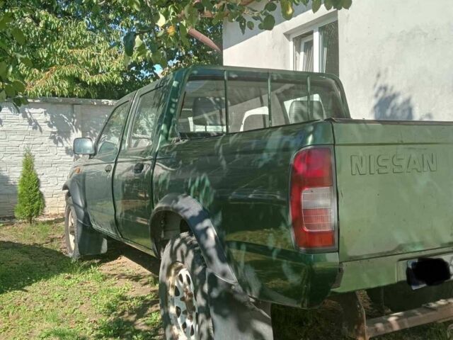 Зеленый Ниссан Навара, объемом двигателя 2.5 л и пробегом 220 тыс. км за 1742 $, фото 6 на Automoto.ua