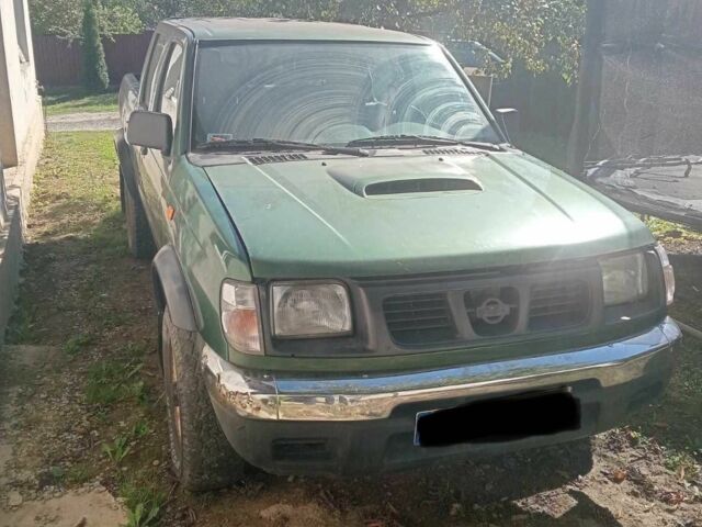 Зеленый Ниссан Навара, объемом двигателя 2.5 л и пробегом 220 тыс. км за 1742 $, фото 4 на Automoto.ua