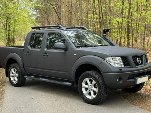 Зеленый Ниссан Навара, объемом двигателя 2.5 л и пробегом 220 тыс. км за 2479 $, фото 2 на Automoto.ua