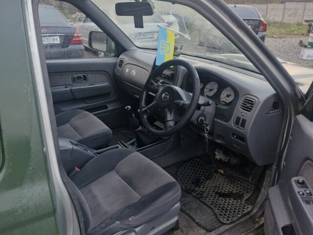 Зеленый Ниссан Навара, объемом двигателя 0 л и пробегом 180 тыс. км за 3500 $, фото 6 на Automoto.ua