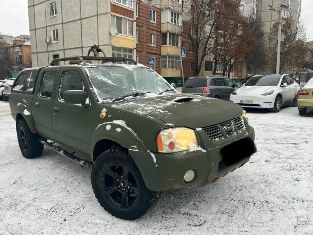 Зелений Ніссан Навара, об'ємом двигуна 2.5 л та пробігом 177 тис. км за 4700 $, фото 8 на Automoto.ua